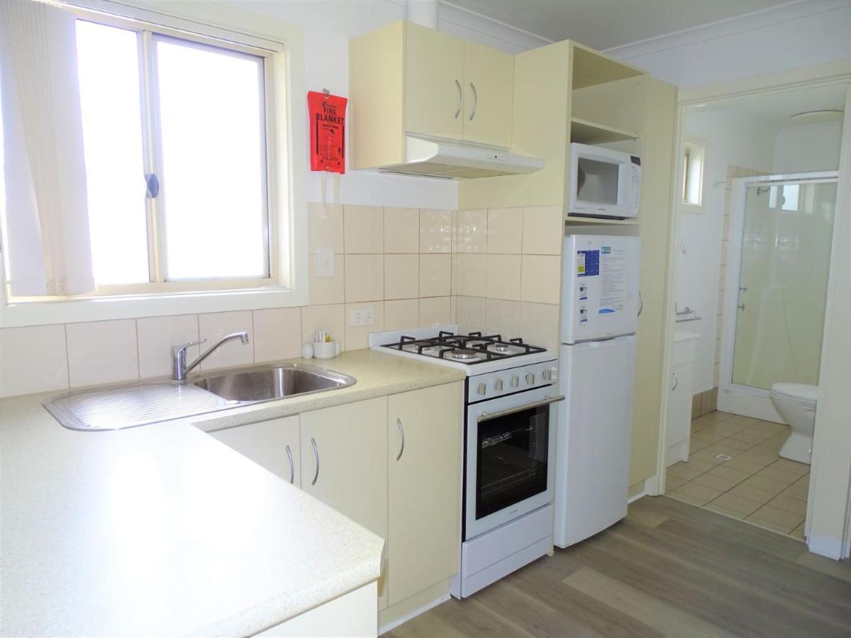 במוטל Port Moonta Moonta Bay Cabins מראה חיצוני תמונה