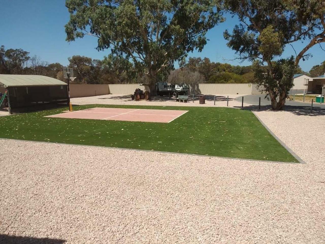במוטל Port Moonta Moonta Bay Cabins מראה חיצוני תמונה