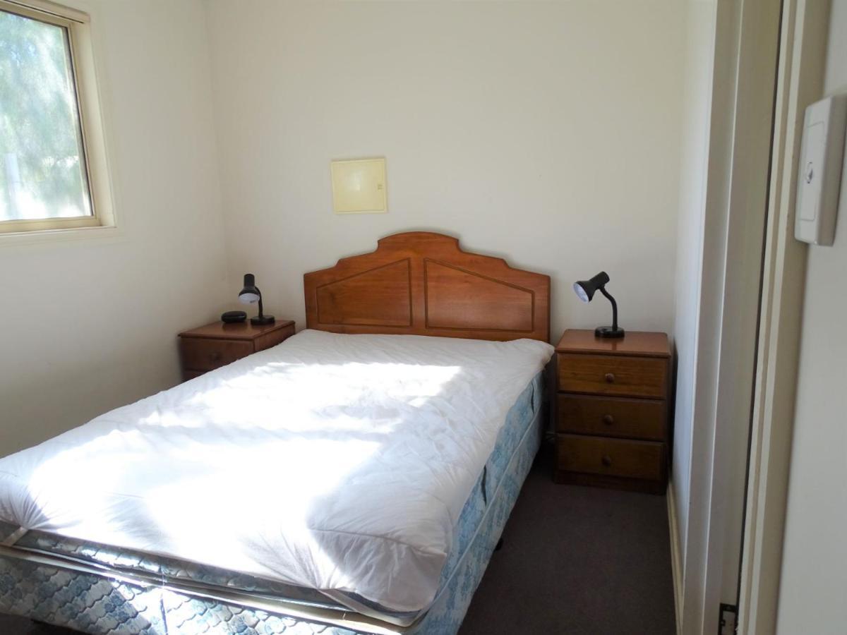 במוטל Port Moonta Moonta Bay Cabins מראה חיצוני תמונה