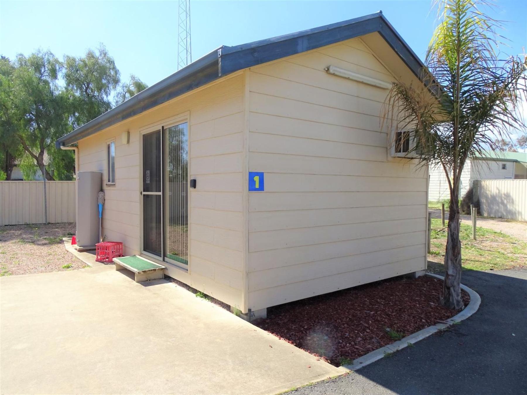 במוטל Port Moonta Moonta Bay Cabins מראה חיצוני תמונה