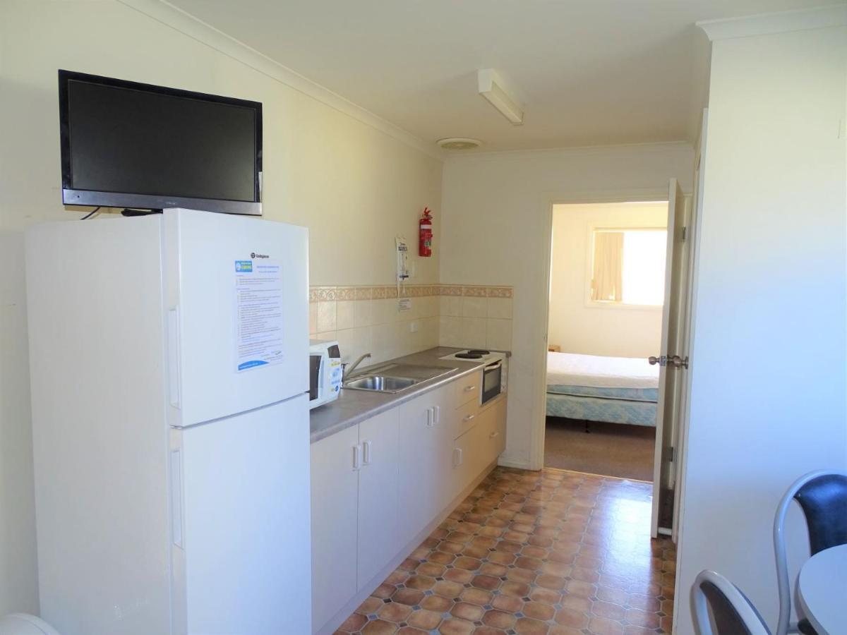 במוטל Port Moonta Moonta Bay Cabins מראה חיצוני תמונה